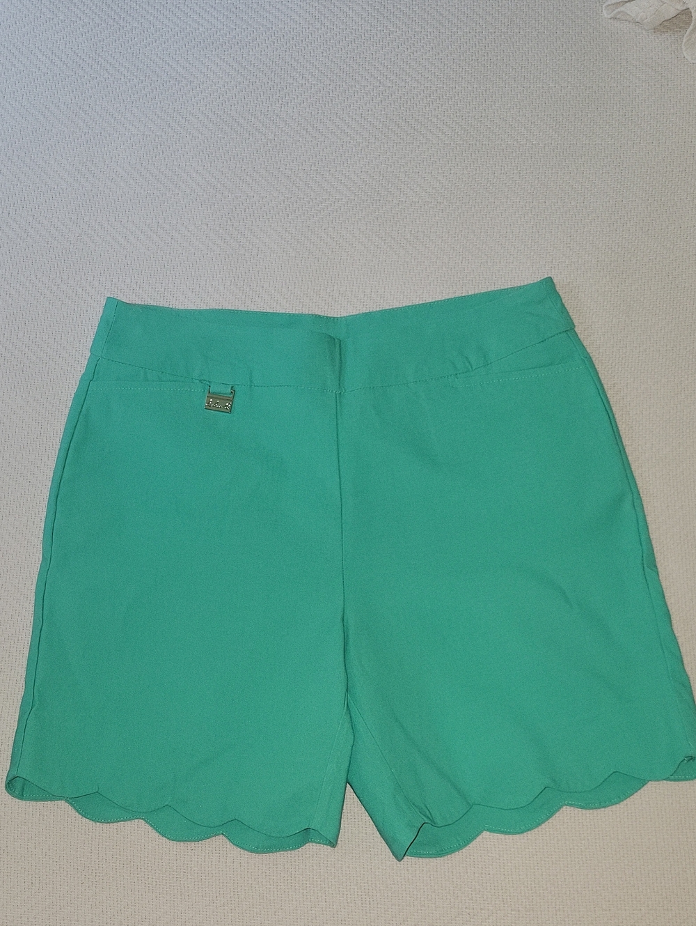 Lulu-B Scallop Hem Bermuda Shorts in Teal Green